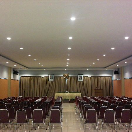 Patra Comfort Parapat Εξωτερικό φωτογραφία